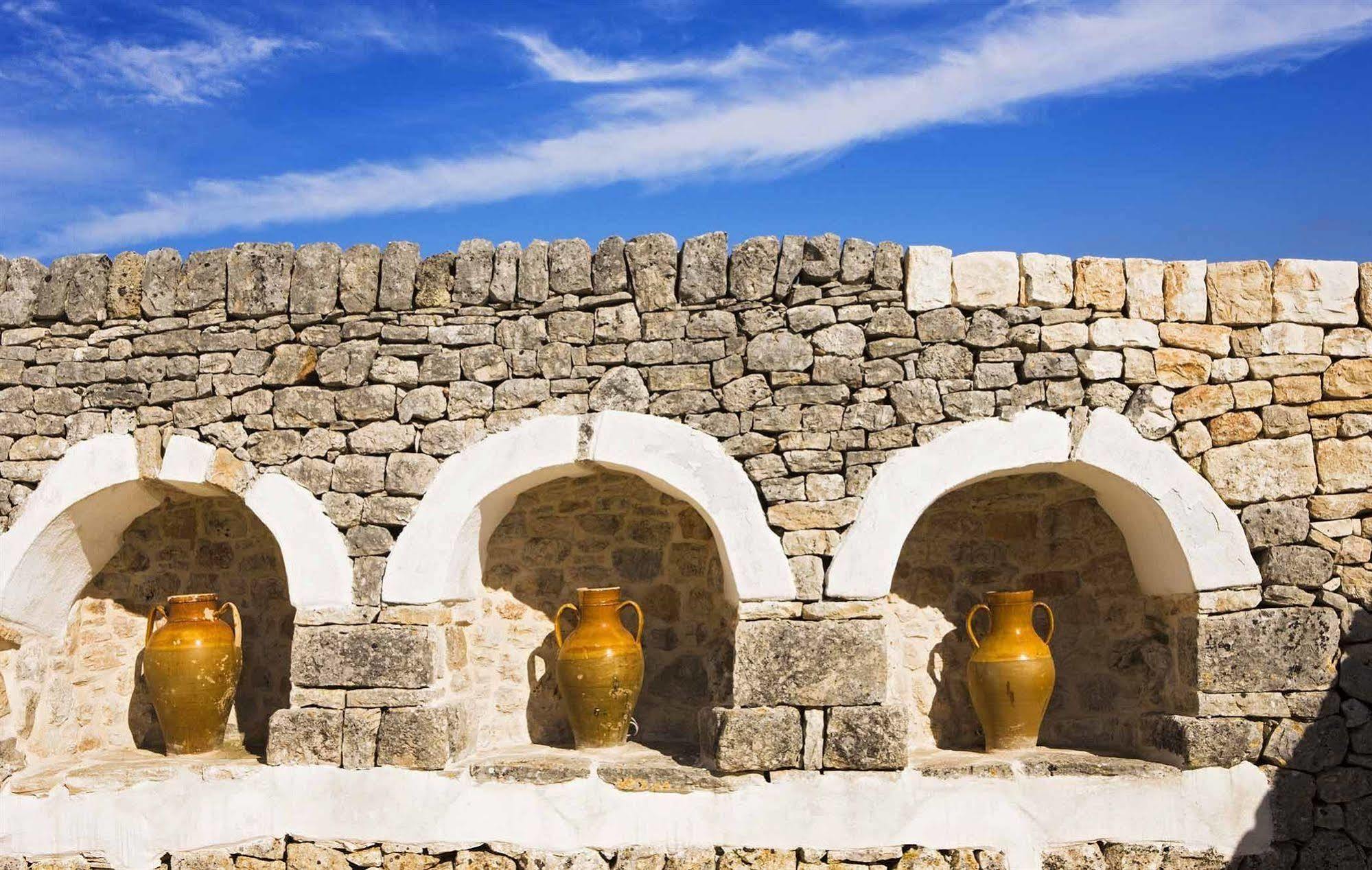 Masseria Quis Ut Deus Crispiano Exterior photo